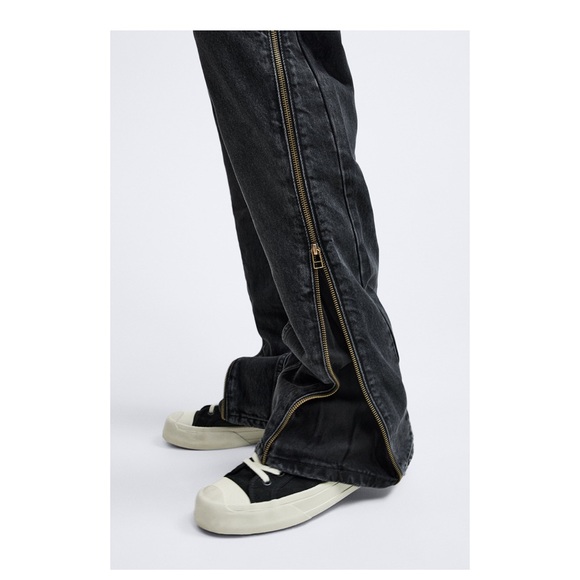 Zara Flare Jeans - Picture 4 of 10